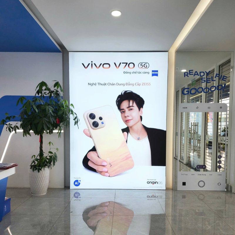 Hộp Đèn Không Viền Nhét Ron